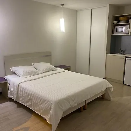 Avenue De La Gare Apartment *